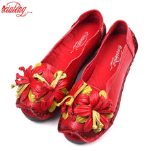 Load image into Gallery viewer, New Flowers Handmade Genuine Leather Women Retro Soft Bottom Flat Shoes Summer Canvas Ballet Flats
